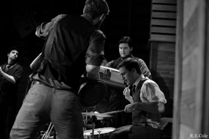 544670_10151338177616816_369699594_n