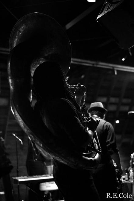 552977_10151338176741816_238214531_n