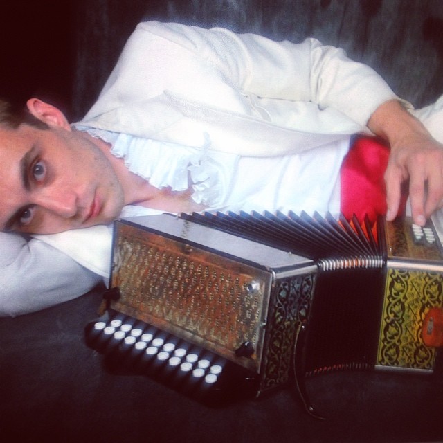 10593246_1439230339689969_306667907_n